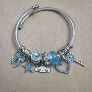 Cinnamaroll Hello Kitty Sanrio blue & silver charm bracelet